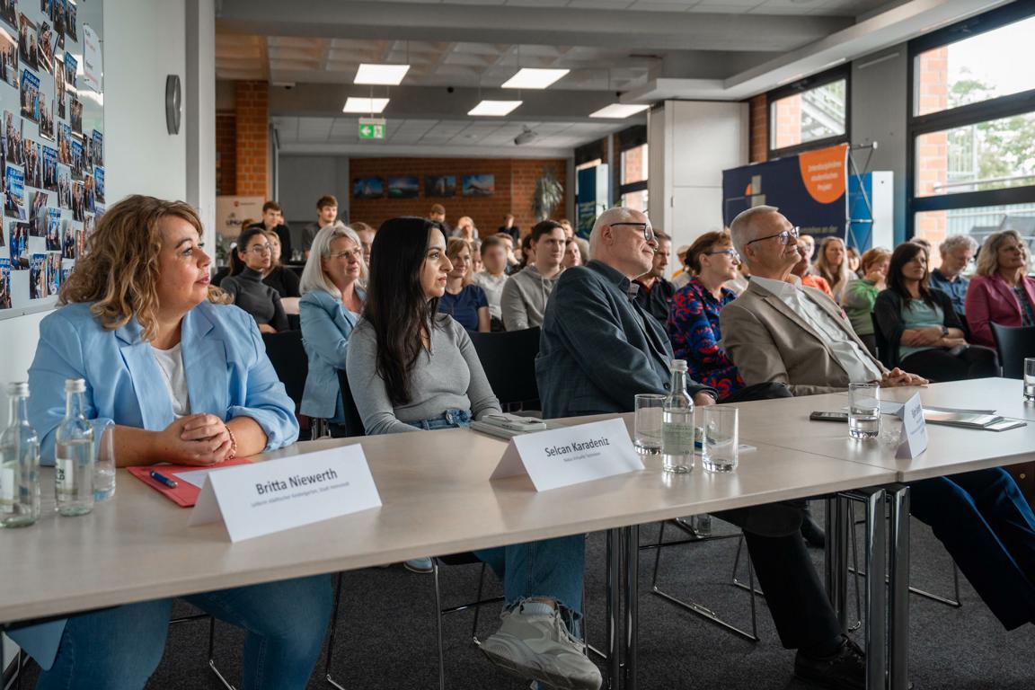 Die Jury bei den LINGA Wochen 2024.